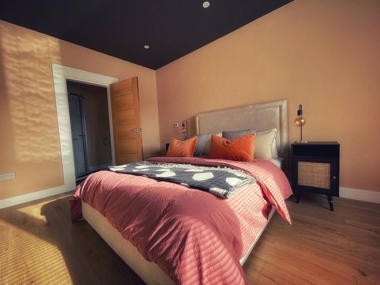Holiday Home for 10 People in Edinburgh, Edinburgh and Lothian