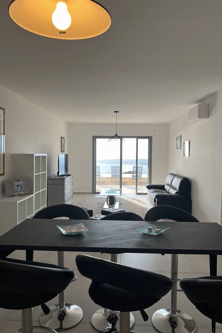 Gîte pour 6 personnes, avec Terrasse ainsi que Jardin et Piscine à Cargèse - 2