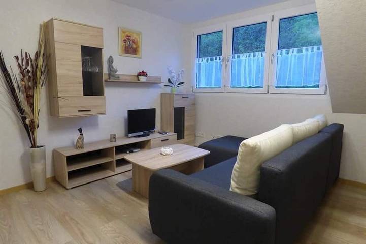 Ferienwohnung für 4 Personen, mit Terrasse und Garten - 1