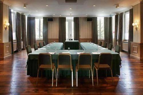 Station pour 16 personnes, avec vue et jardin dans Tourneppe - 4