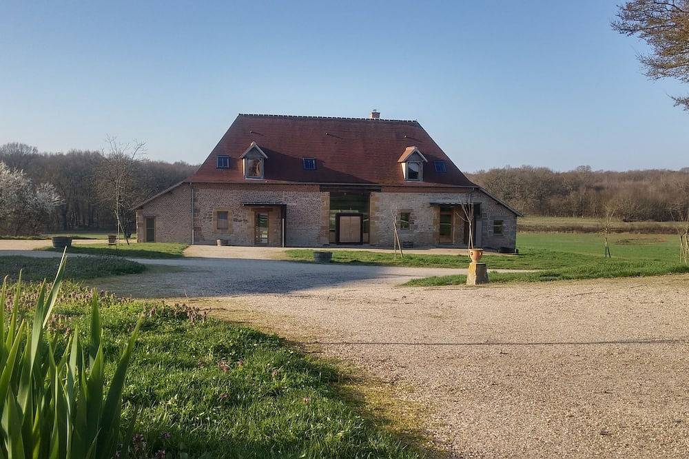 Le Colombier Cottage –Charming accommodation in the heart of the Damayots Hamlet in Montbeugny, Allier (desambiguación)