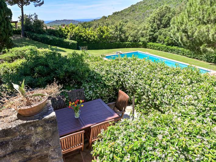 Residence per 6 persone, con giardino e piscina, con animali domestici - 1