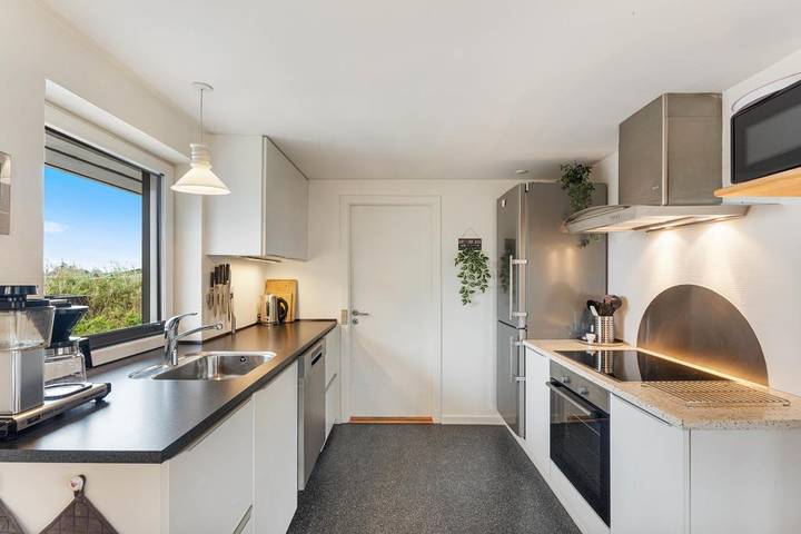 Einladendes Ferienhaus mit Badetonne und Außensauna in Søndervig, Holmsland Klit