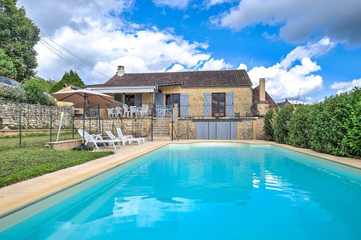 Ferienhaus für 10 Personen, mit Garten in der Dordogne