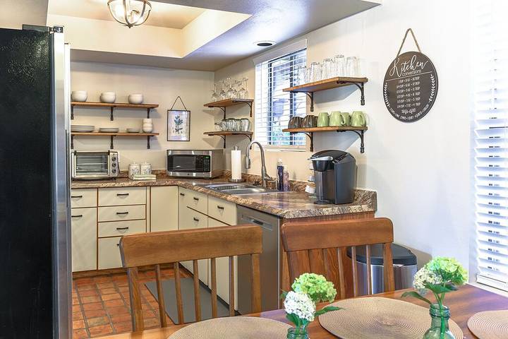 Ferienwohnung für 6 Personen, mit Pool und Garten sowie Whirlpool - 1