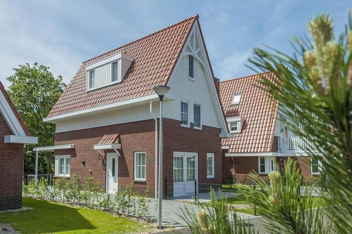 Ferienhaus für 8 Personen, mit Terrasse und Garten in Dishoek