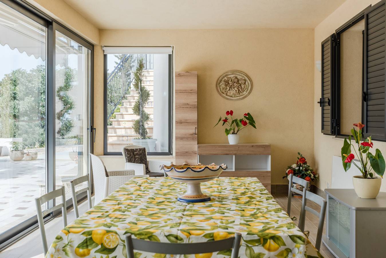 Villa 'Simona Con Giardino' con vista mare, Wi-Fi e aria condizionata in Favara, Provincia di Agrigento