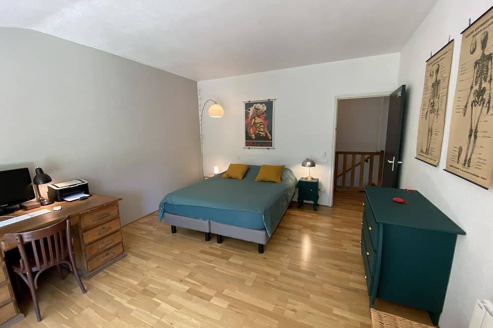 Maison moderne pour 6 personnes avec piscine privée entre Ventoux et Luberon in Saint-Didier, Parc naturel régional du Mont-Ventoux