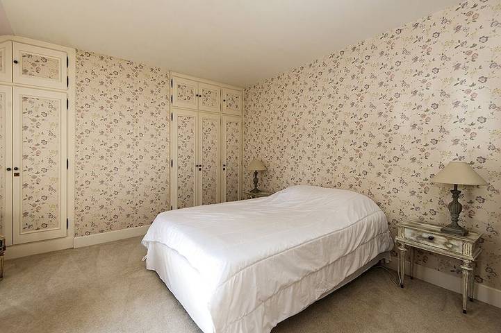 Location de vacances pour 12 personnes, avec balcon et jardin à Saint-Martin-des-Champs (Yonne) - 4