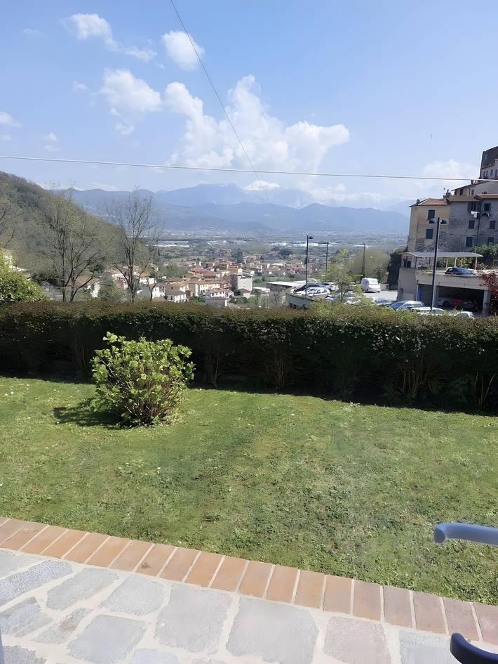 Appartamento intero, Appartamento 'Montemare' con Giardino Privato, Wi-Fi e Aria Condizionata in Ameglia, Comune di Ameglia