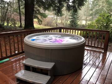 Glamping for 2 Guests in Cascade Range, Washington, Picture 1