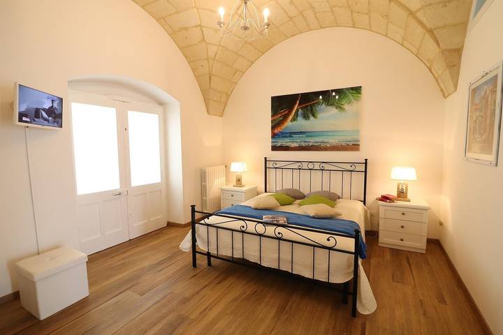 Ferienwohnung für 6 Personen, mit Balkon und Garten in Otranto - 2