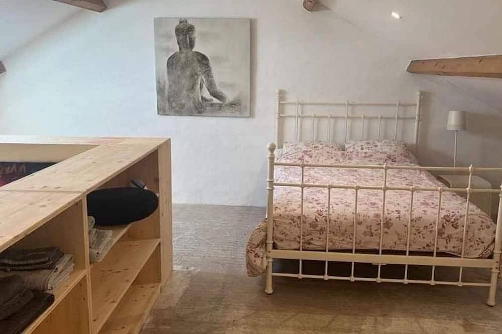 New: Beautiful renovated farmhouse in the heart of the vineyards in Tulette, Región de Nyons