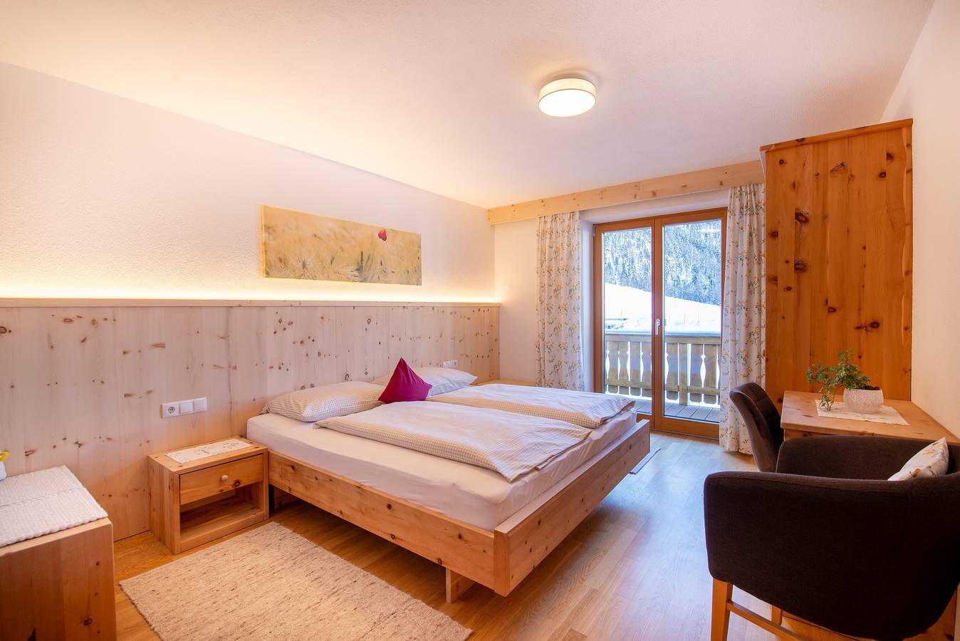 Ganze Wohnung, Apartment 'Inner Glieshof St. Sebastian' mit Bergblick, sonnigem Südbalkon und kostenlosem Wlan in Mals, Saldurkamm