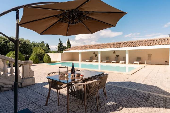 Location de vacances pour 6 personnes, avec piscine et jardin à Magalas - 2