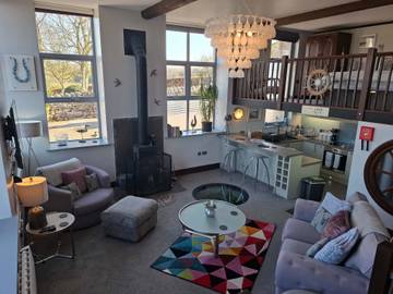 Glamping for 2 People in Lancashire, North West England, Photo 2