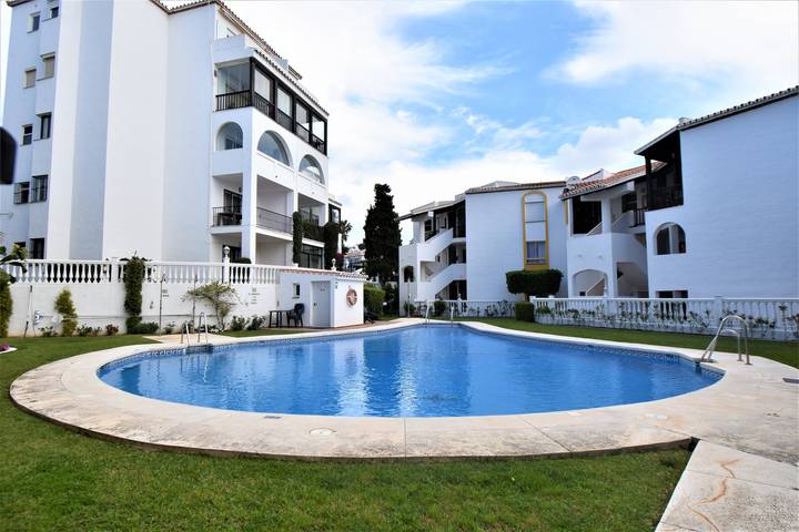 Ferienwohnung für 4 Personen, mit Balkon und Terrasse sowie Garten und Pool in Mijas - 2