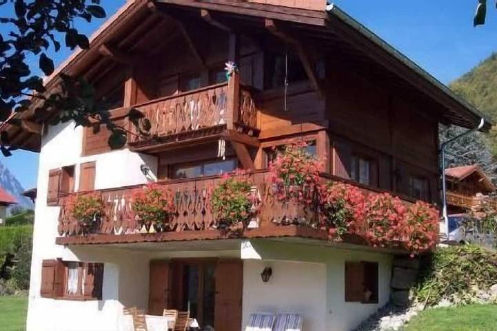 Gîte pour 4 personnes, avec Terrasse et Jardin à Passy