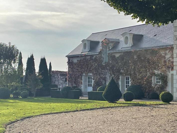 Location de vacances pour 8 personnes, avec piscine à Allonnes - 3