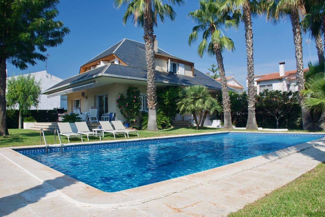 Villa with Private Pool in Torredembarra, Costa Dorada