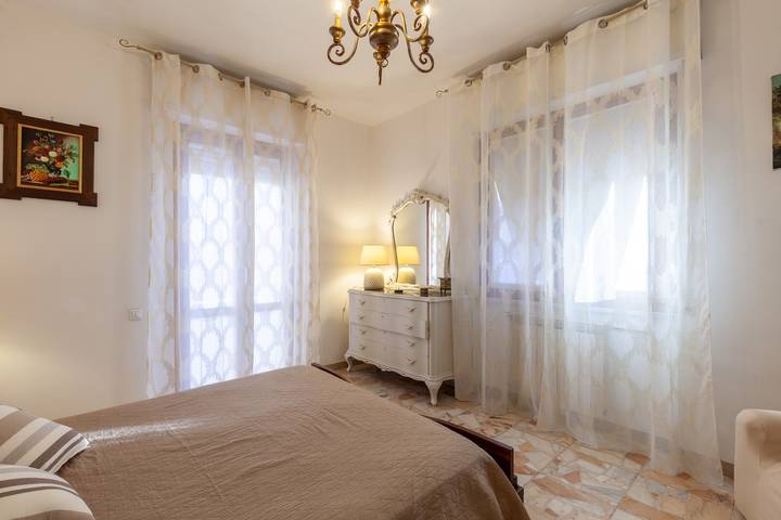 Gîte pour 5 personnes, avec balcon, animaux acceptés à Carrare - 3