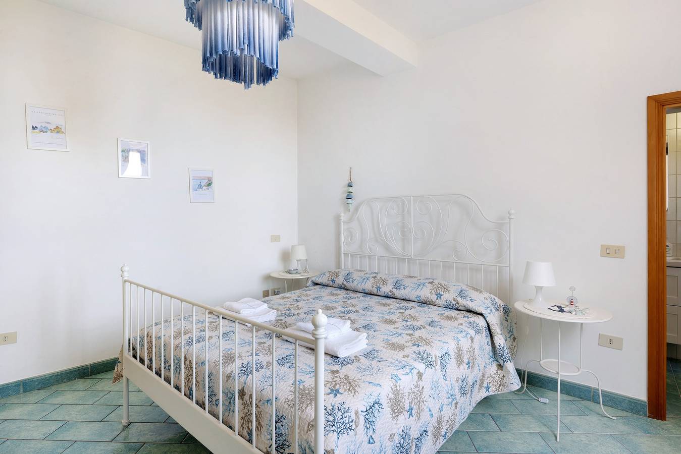 Hel lägenhet, 'Green Amalfi Coast' Apartment with Sea View, Wi-Fi and Air Conditioning in Maiori, Amalfikusten