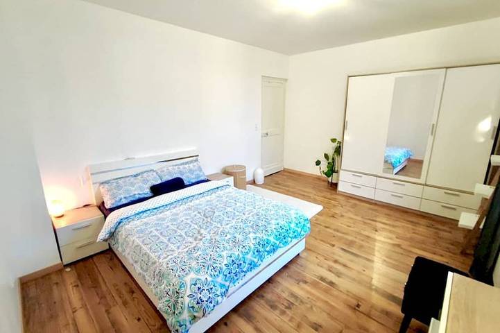 Location de vacances pour 7 personnes, avec terrasse à Saint-Quentin - 3