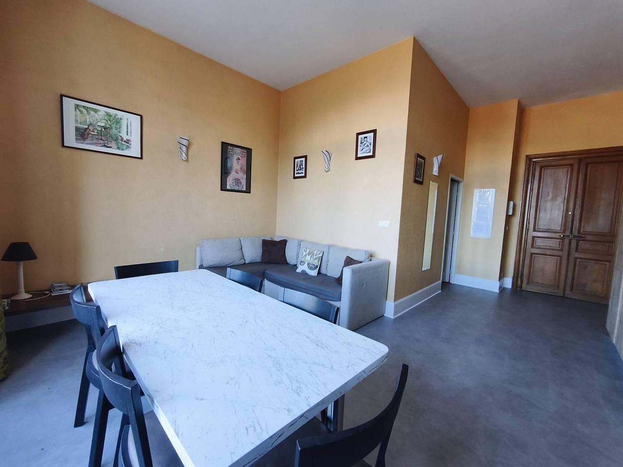 Ganze Wohnung, Luxuswohnung mit Terrasse und Parkplatz in Jausiers in Jausiers, Nationalpark Mercantour