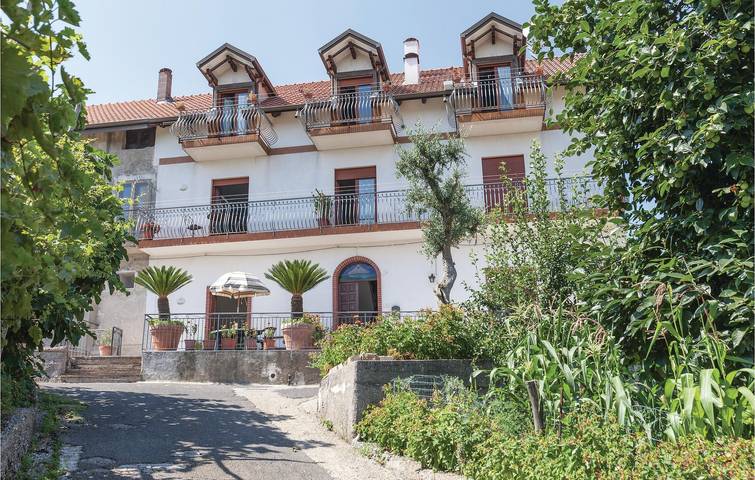 Gîte pour 4 personnes, avec terrasse à Agerola - 2
