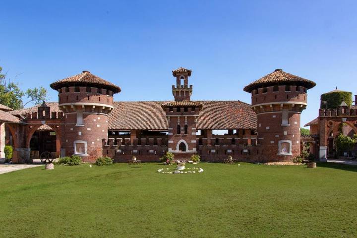 Casa vacanza per 2 persone, con Terrazza e Giardino nonché Panorama a Cisliano