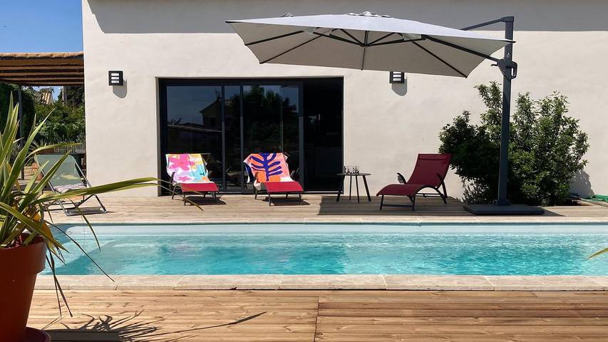 Maison de vacances pour 6 personnes, avec piscine ainsi que jardin et terrasse