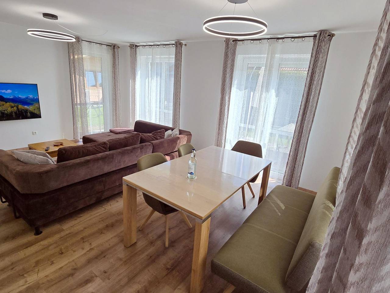 Ganze Ferienwohnung, Alpina Sonnen-Appartements mit Xl-Sonnen-Terrasse - Sonnen-Appartement in Füssen, Bayerisch Schwaben