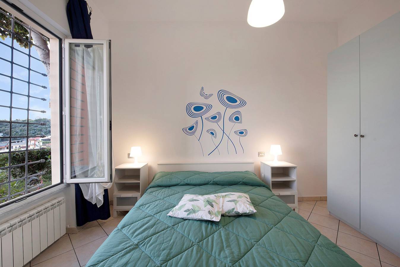 Hel lägenhet, Apartment "Trilocale in villa vista mare Apt 1" with Sea View in Varazze (City), Varazze