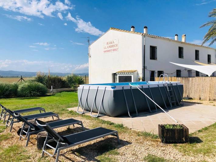 Casa rural para 20 personas, con jardín, Se admiten mascotas en Deltebre - 3