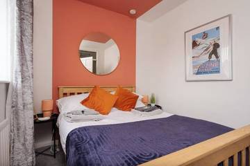 Glamping for 7 People in Knutsford, Cheshire, Photo 1