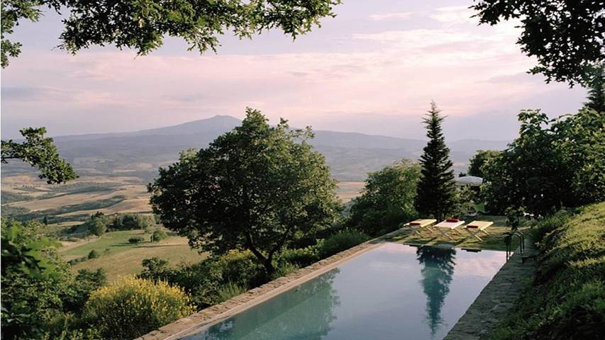 Holiday home for 11 people, with terrace and pool as well as garden, with pets - 1