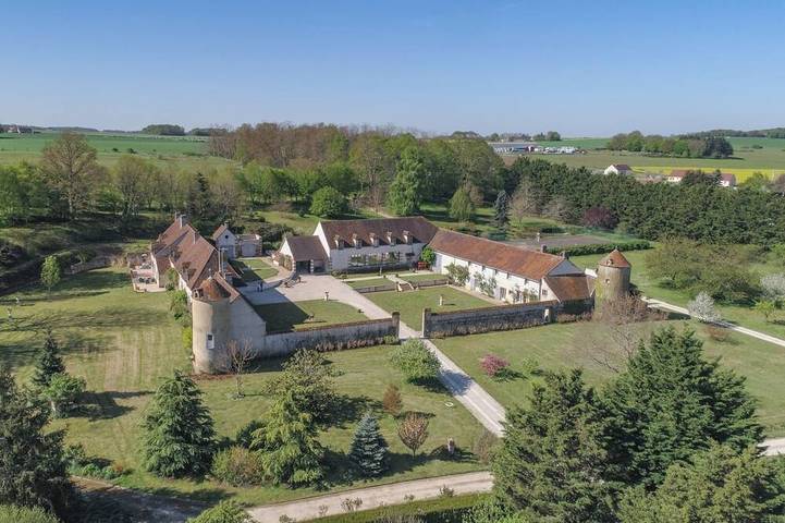 Maison de vacances pour 30 personnes, avec sauna ainsi que terrasse et jardin