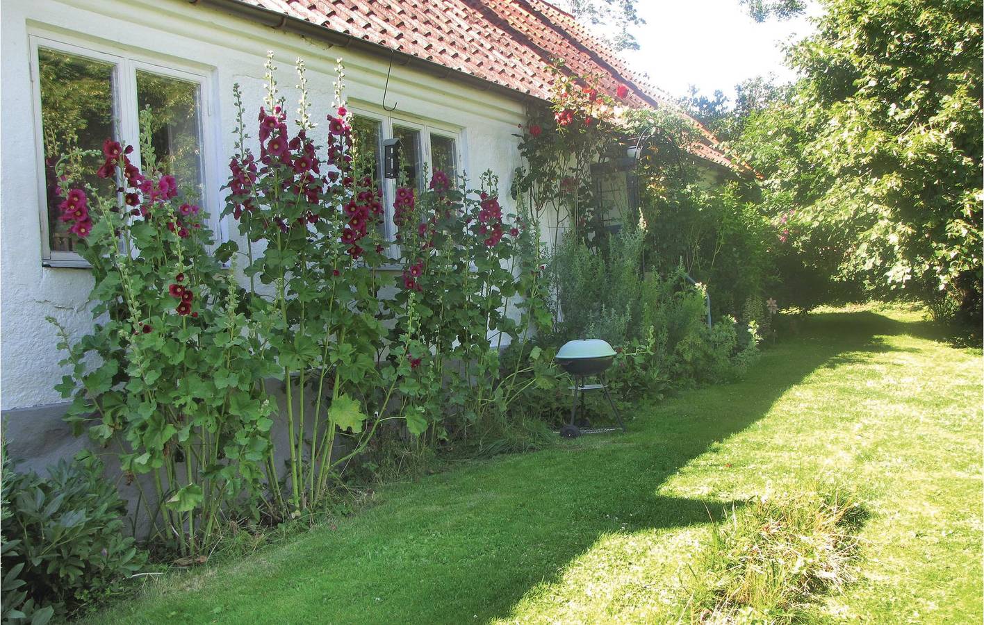 Hus för 6 Personer med trädgård in Svenska Östersjön