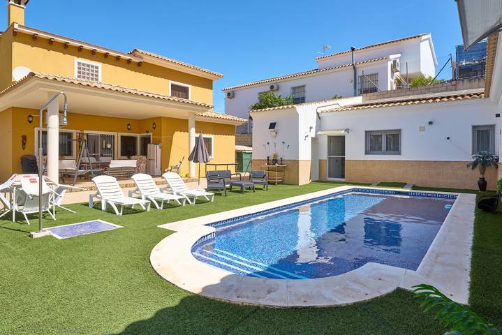 Apartamento para 4 personas, con Jardín