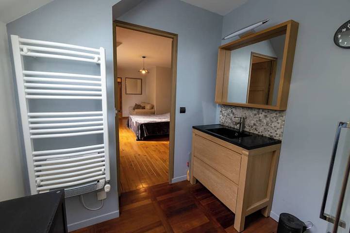 Location de vacances pour 12 personnes, avec jardin et terrasse à Tour-en-Bessin - 3