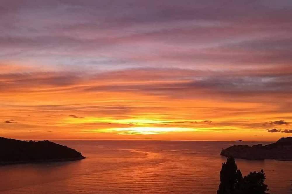 Holiday apartment in Grad Dubrovnik from £102 per night