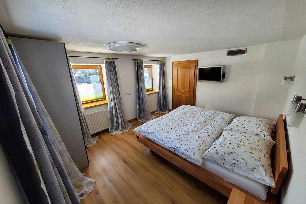 Ganze Wohnung, Ferienwohnung Aggenstein - Rosa´s Ferienhaus in Grän, Allgäuer Alpen (Österreich)