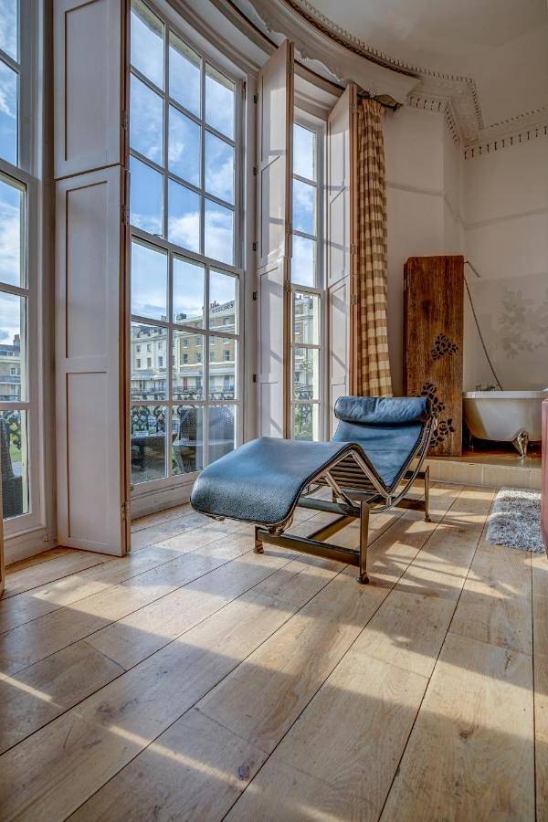 Kodori - Single Room in Brighton, Sussex