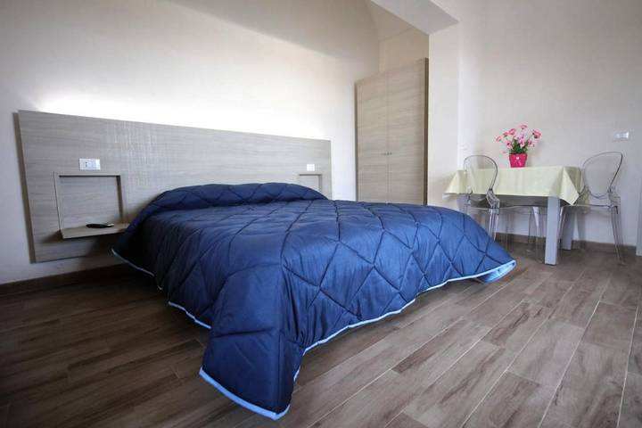 Location de vacances pour 2 personnes, avec jardin ainsi que terrasse et piscine à Favignana - 3