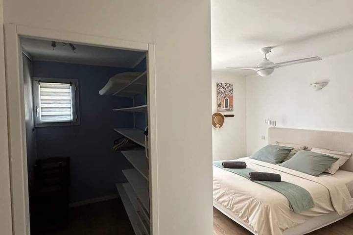Location de vacances pour 13 personnes, avec Balcon et Jacuzzi ainsi que Terrasse et Jardin à Flassans-sur-Issole - 4
