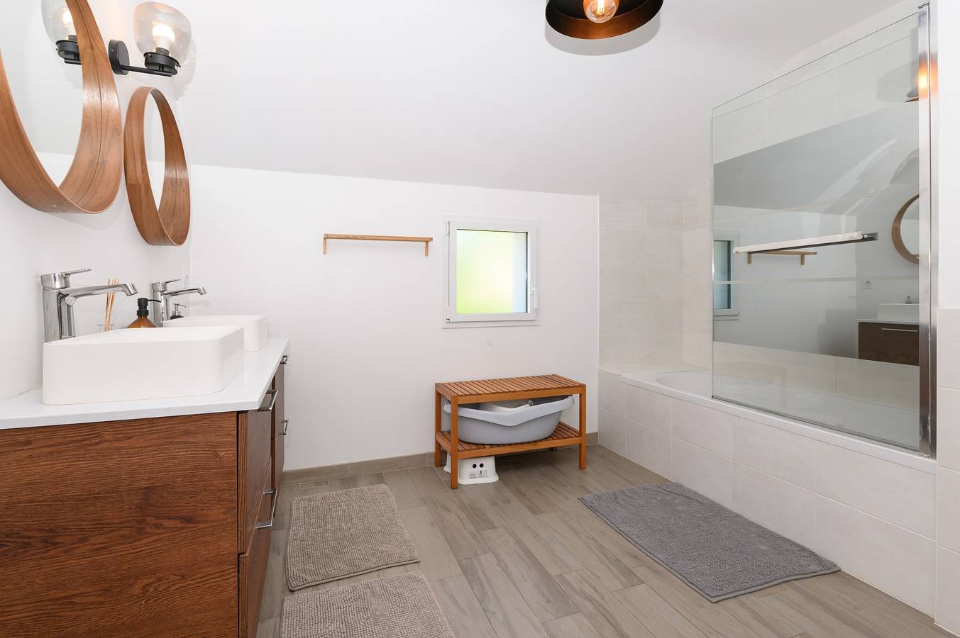 Casa vacacional de 3 estrellas en Plouharnel con terraza, jardín privado y Wi-Fi in Plouharnel, Côte des Mégalithes