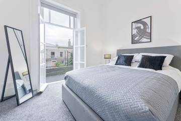 Holiday Rental for 4 People in Cheltenham, The Cotswolds, Photo 1