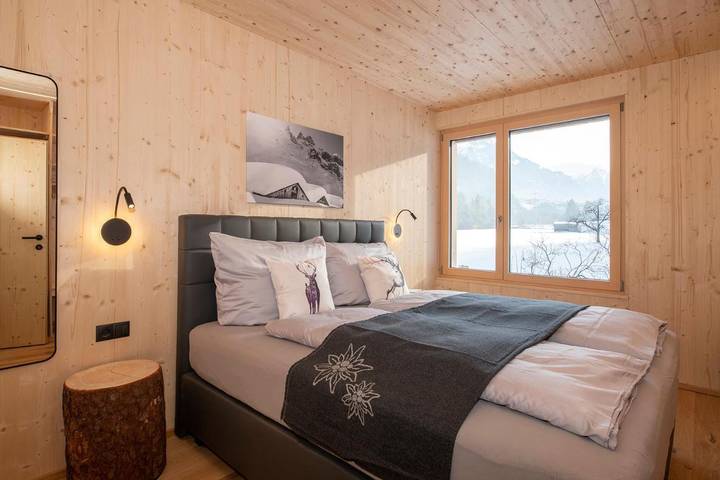 Ferienhaus für 8 Personen, mit Ausblick und Garten