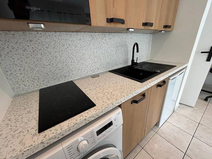 Gîte pour 2 personnes, avec balcon, animaux acceptés dans Plage Carras Nice - 3