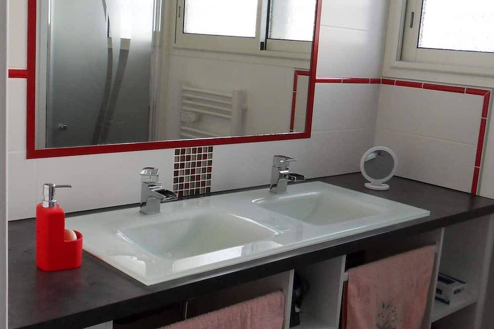 Quiet house between forest and ocean 2 weeks minimum rental in Seignosse, Côte d’Argent